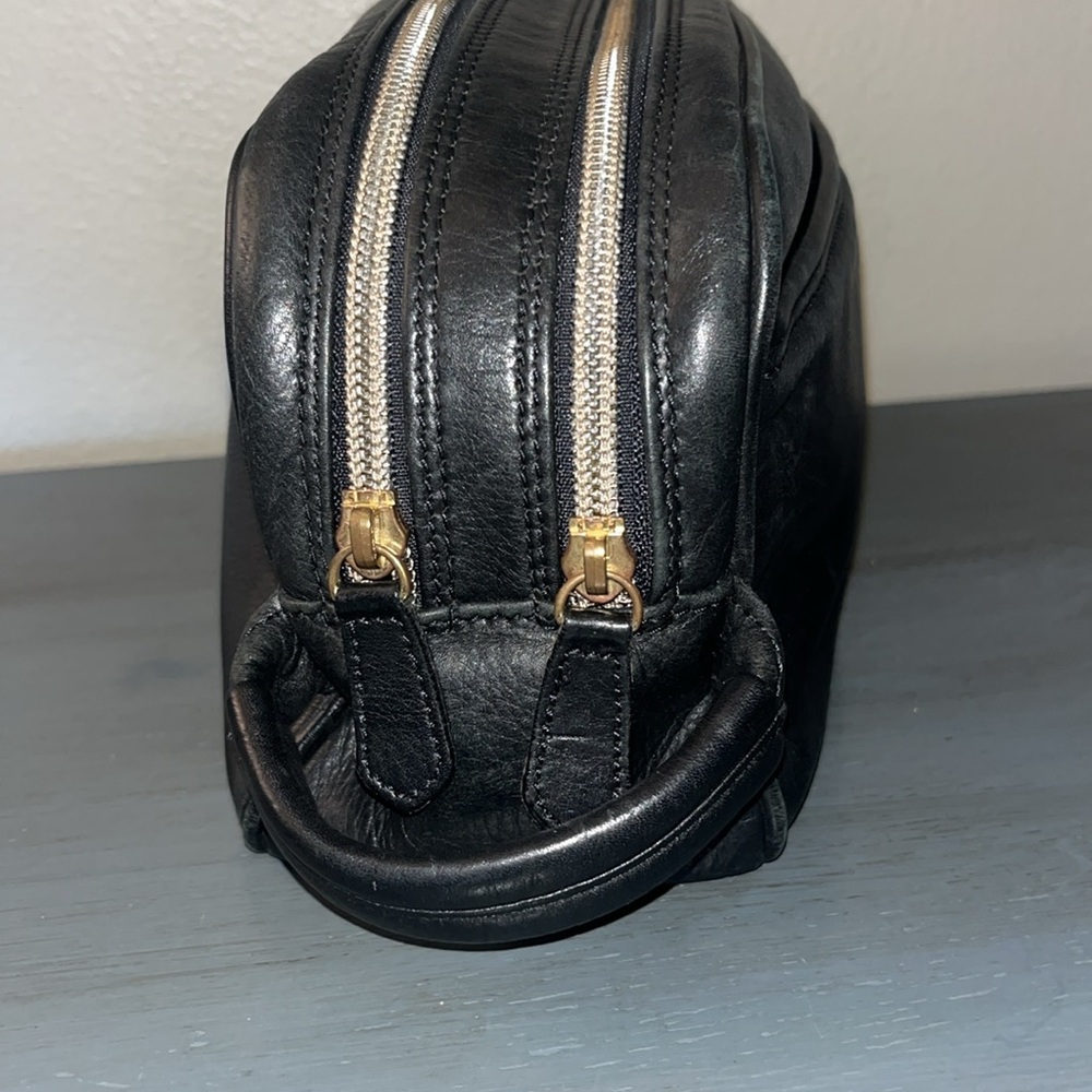 Balenciaga Black Leather Second Toiletry Bag Luxury Balenciaga EUC - Picture 5 of 17